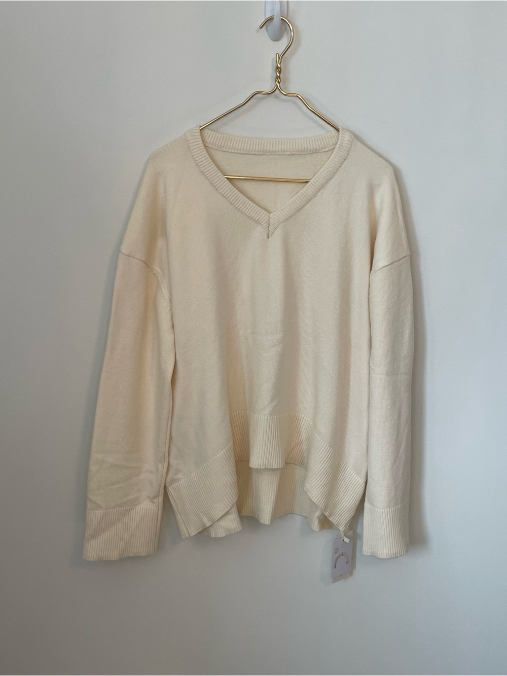 Oversized Commense Cream V-Neck Relaxed Knit Sweater